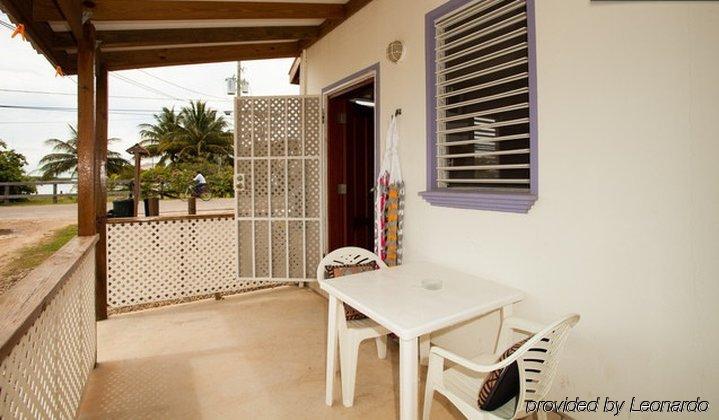 Michelo Suites Placencia Extérieur photo