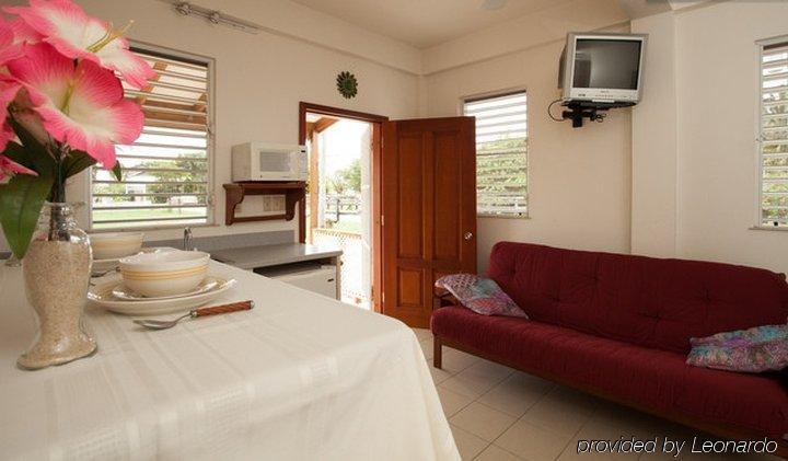 Michelo Suites Placencia Extérieur photo